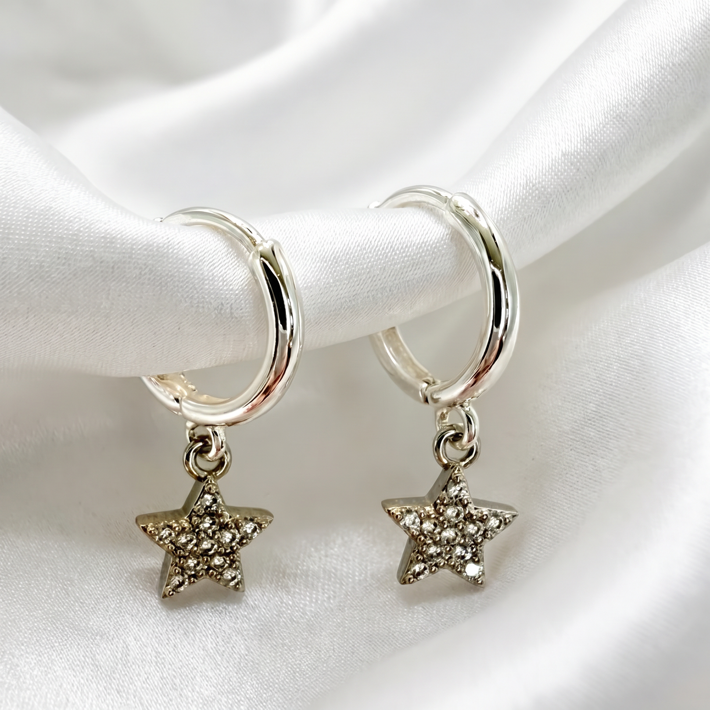 STAR EARRINGS