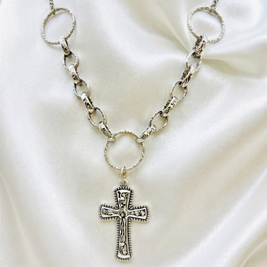 CHUNKY CROSS
