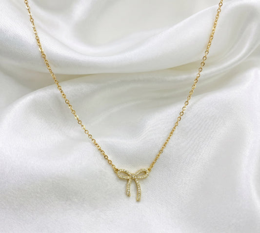 PICTURE PEFECT BOW NECKLACE