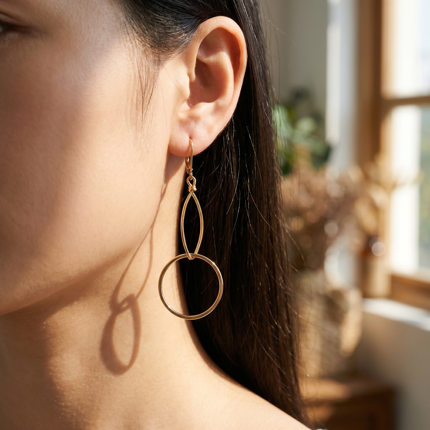 MARQUISE AND SMALL CIRCLE EARRING