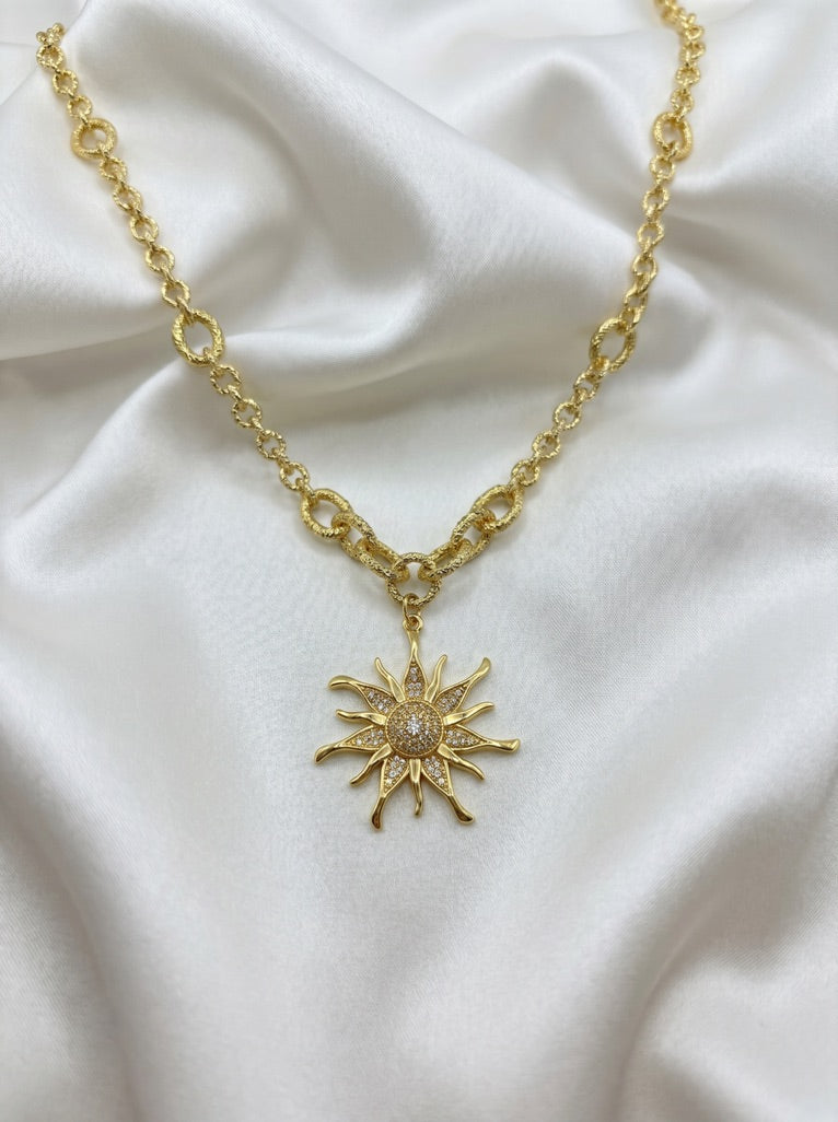 HERE COMES THE SUN NECKLACE