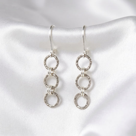 SILVER 3 CIRCLE LINK EARRINGS