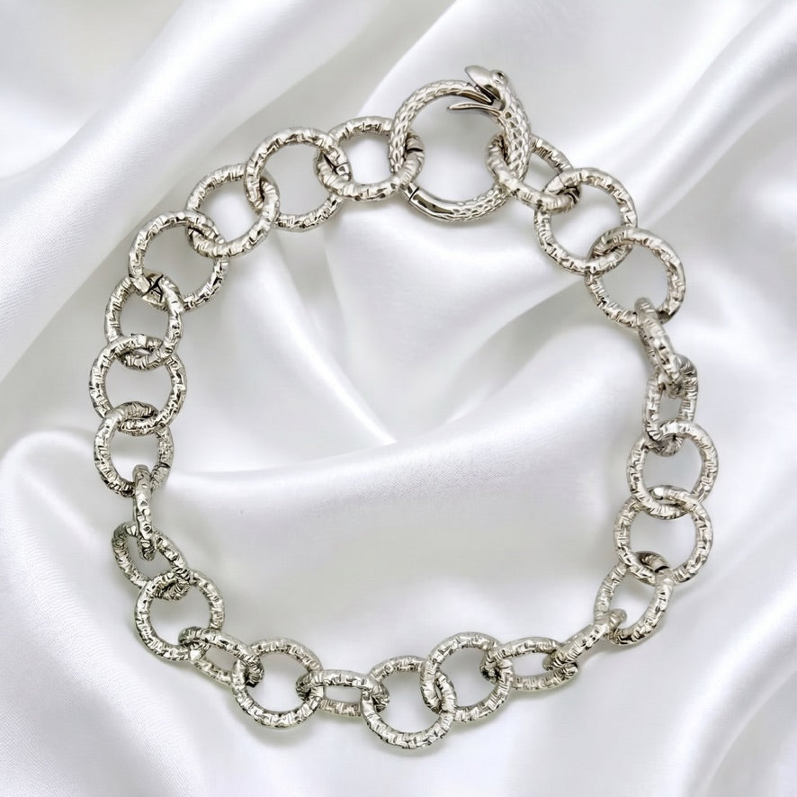 SILVER CIRCLES SNAKE CLASP