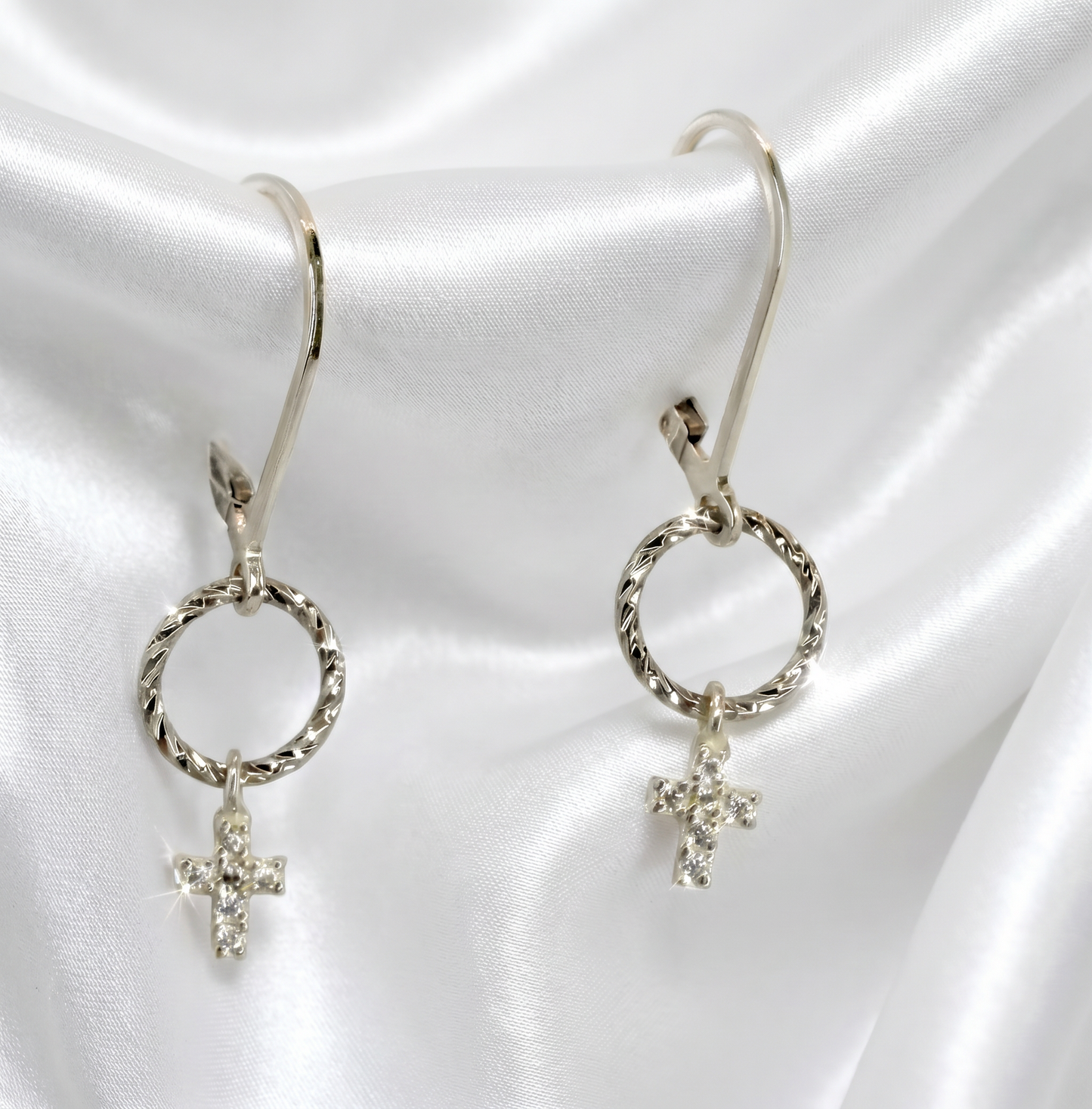 MINI CROSS EARRINGS
