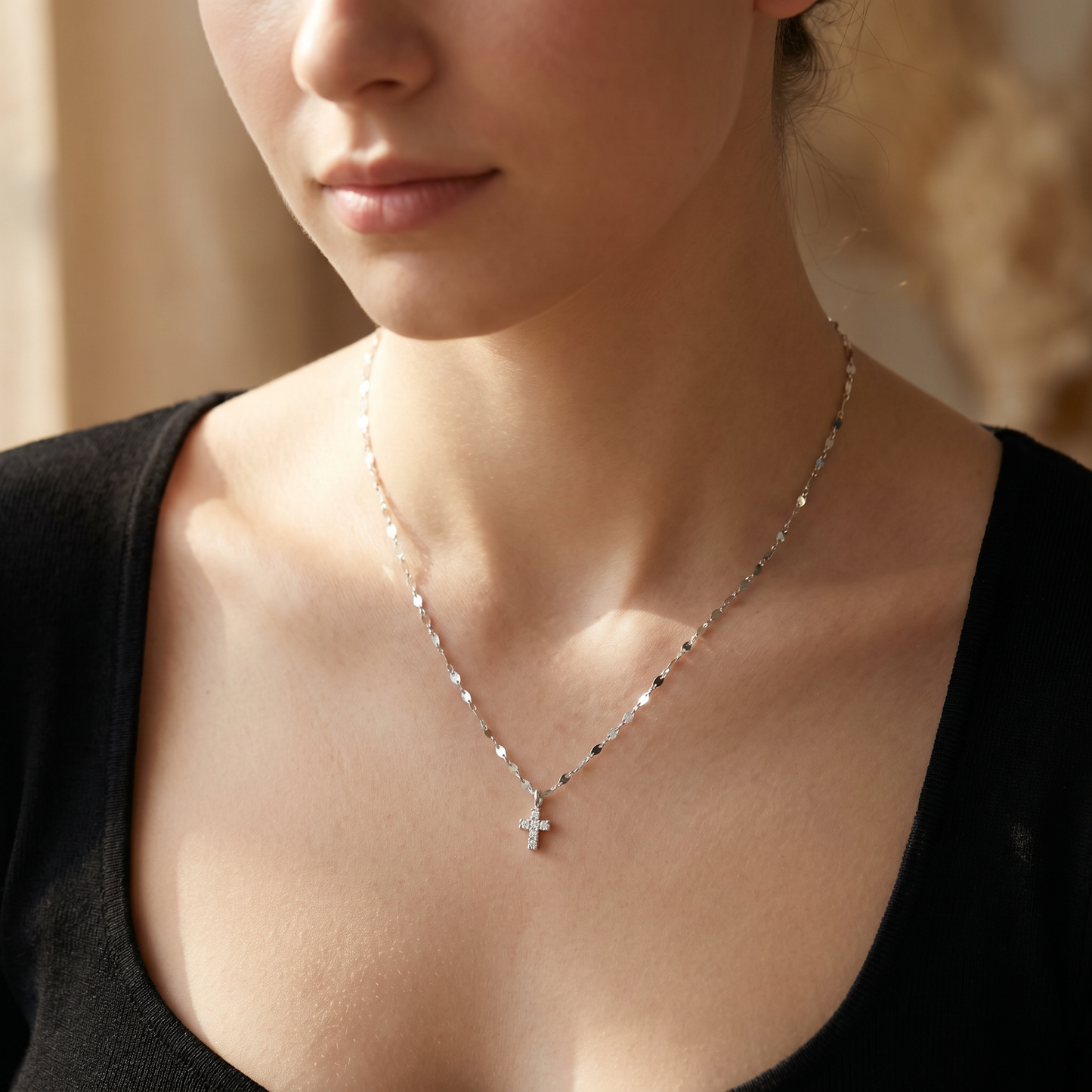 SILVER MINI CROSS NECKLACE