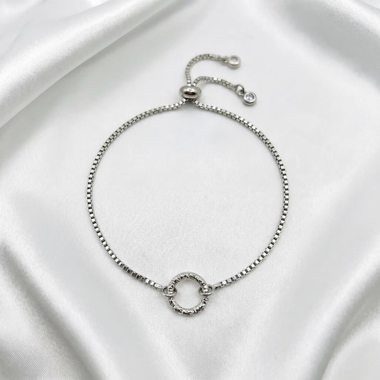 SIMPLE SILVER CIRCLE