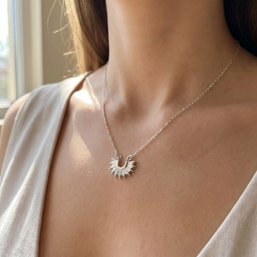 SILVER SMALL SUNBURST NECKLACE