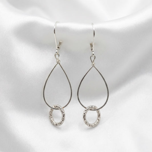 SILVER TEARDROP EARRING