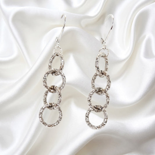 SPARKLY CIRCLE EARRINGS