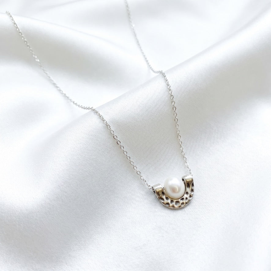 PEARL PENDANT