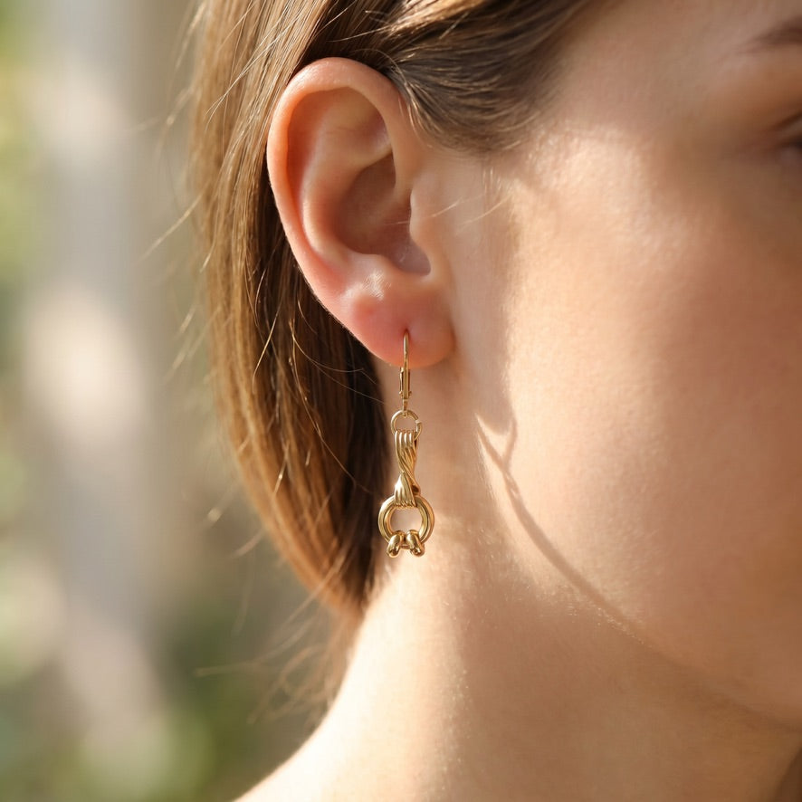 TWIST LINK EARRINGS